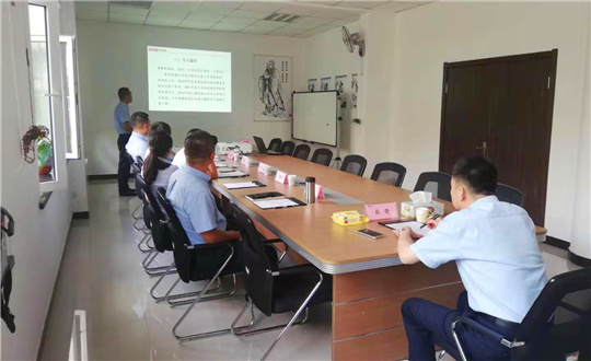 12.物业公司进行公开竞聘会_副本.jpg