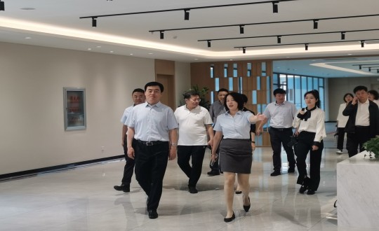 2024年6月26日，省慈悲总会会长田锦尘一行莅临康养地产公司参观调研_副本.jpg