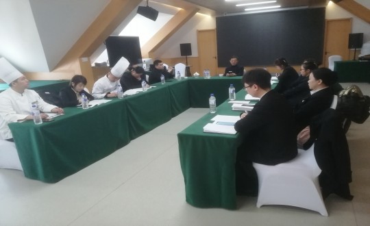 5.长白山XPJ官网酒店组织召开治理人员会议(调整一下清澈度)_副本.jpg 5.长白山XPJ官网酒店组织召开治理人员会议(调整一下清澈度)_副本.jpg